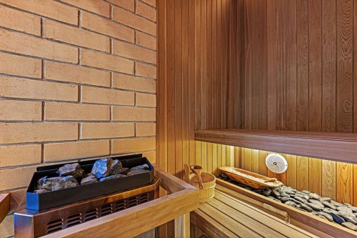 558 Glenross Road, West Vancouver, BC - Indoor Photo Showing Other Room