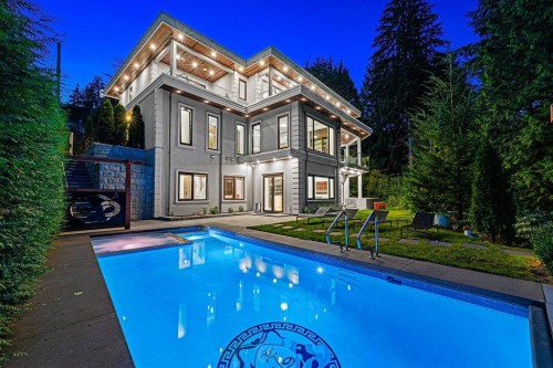 558 Glenross Road, West Vancouver, BC - Outdoor With In Ground Pool