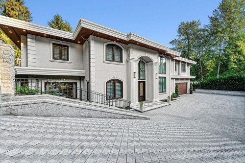 558 Glenross Road, West Vancouver, BC - Outdoor
