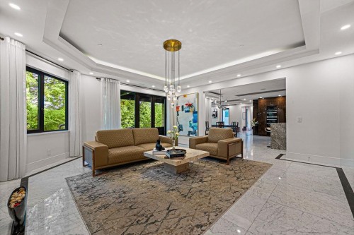 558 Glenross Road, West Vancouver, BC - Indoor