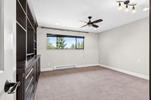 5600 Grousewoods Place, North Vancouver, BC - Indoor Photo Showing Other Room