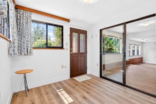 5600 Grousewoods Place, North Vancouver, BC - Indoor Photo Showing Other Room