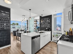 1902-1775 Quebec Street  Vancouver, BC V5T 0E3