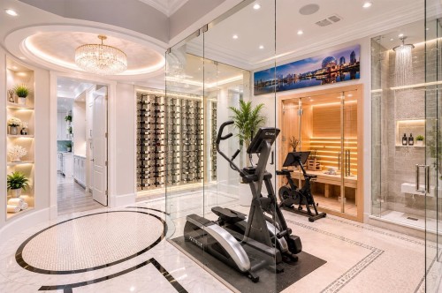5711 Riverdale Drive, Richmond, BC - Indoor Photo Showing Gym Room