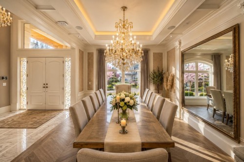 5711 Riverdale Drive, Richmond, BC - Indoor Photo Showing Dining Room