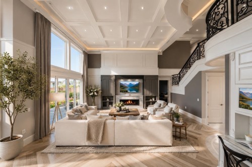 5711 Riverdale Drive, Richmond, BC - Indoor Photo Showing Living Room With Fireplace