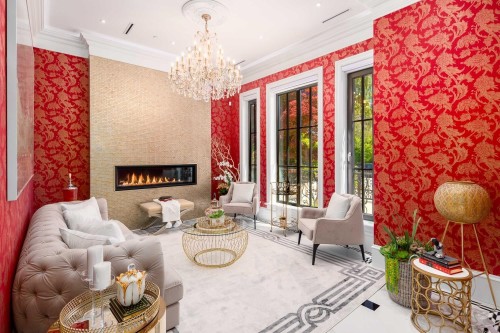 8483 Wiltshire Street, Vancouver, BC - Indoor With Fireplace
