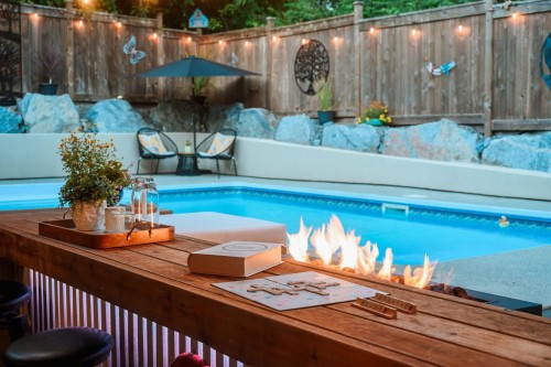 13478 229 Loop, Maple Ridge, BC - Outdoor With In Ground Pool