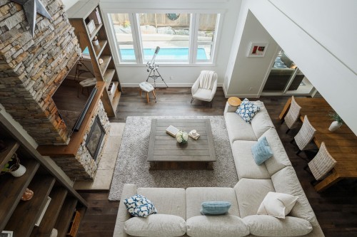 13478 229 Loop, Maple Ridge, BC - Indoor Photo Showing Living Room