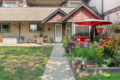 A102-4811 53 Street, Delta, BC - Outdoor
