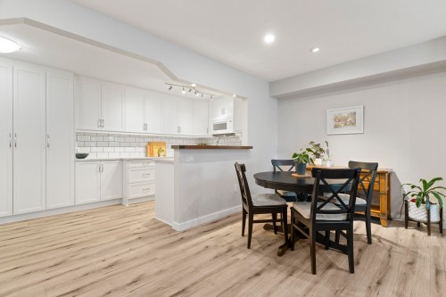 A102-4811 53 Street, Delta, BC - Indoor