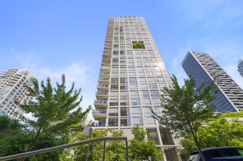 1202-1455 Howe, Vancouver, BC - Outdoor With Balcony With Facade
