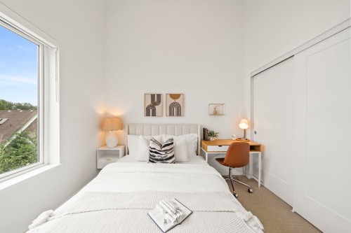 213-1306 Laval Square, Coquitlam, BC - Indoor Photo Showing Bedroom