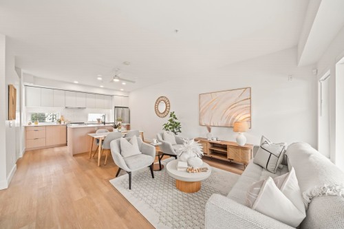 213-1306 Laval Square, Coquitlam, BC - Indoor Photo Showing Living Room
