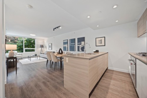 TH2-988 Quayside Drive  New Westminster, BC V3M 0L5