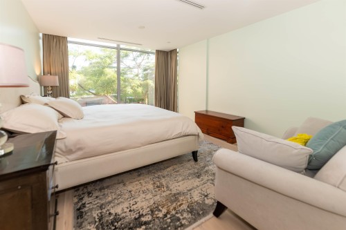 1163 Cordova Street W, Vancouver, BC - Indoor Photo Showing Bedroom