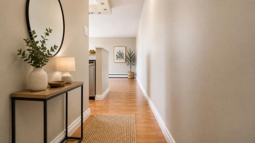 1607-145 St. Georges Avenue, North Vancouver, BC - Indoor Photo Showing Other Room