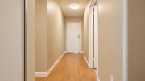 1607-145 St. Georges Avenue, North Vancouver, BC - Indoor Photo Showing Other Room