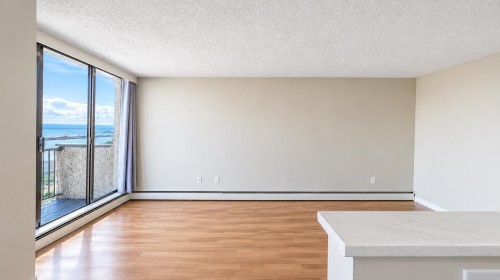 1607-145 St. Georges Avenue, North Vancouver, BC - Indoor Photo Showing Other Room