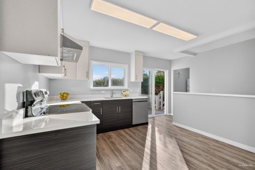 7561 Angus Drive, Vancouver, BC - Indoor Photo Showing Kitchen