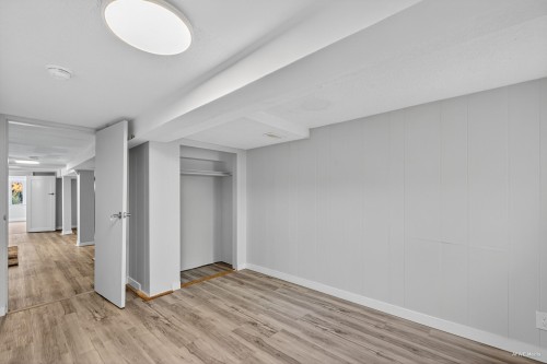 7561 Angus Drive, Vancouver, BC - Indoor Photo Showing Other Room