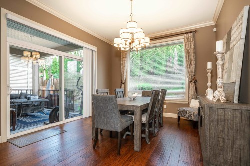 1353 Hames Crescent, Coquitlam, BC - Indoor Photo Showing Dining Room