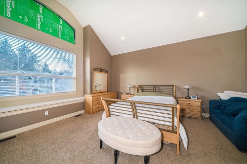 1353 Hames Crescent, Coquitlam, BC - Indoor Photo Showing Bedroom