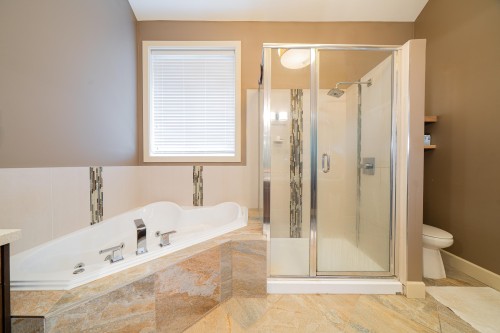 1353 Hames Crescent, Coquitlam, BC - Indoor Photo Showing Bathroom
