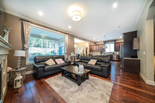 1353 Hames Crescent, Coquitlam, BC - Indoor Photo Showing Living Room With Fireplace