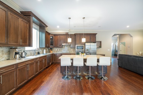 1353 Hames Crescent, Coquitlam, BC - Indoor Photo Showing Kitchen With Upgraded Kitchen