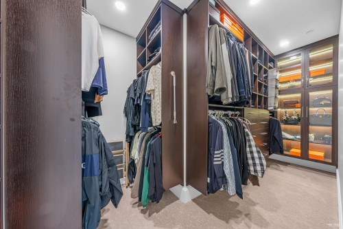 6011 Adera Street, Vancouver, BC - Indoor With Storage