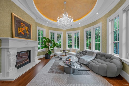 6011 Adera Street, Vancouver, BC - Indoor Photo Showing Living Room With Fireplace