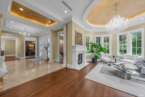 6011 Adera Street, Vancouver, BC - Indoor With Fireplace