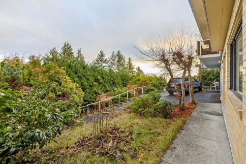 556 Ballantree Road, West Vancouver, BC - Outdoor