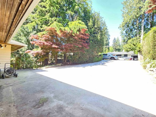 435 E Osborne Road, North Vancouver, BC - Outdoor