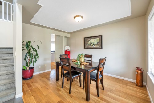 22765 126B Avenue, Maple Ridge, BC - Indoor Photo Showing Dining Room