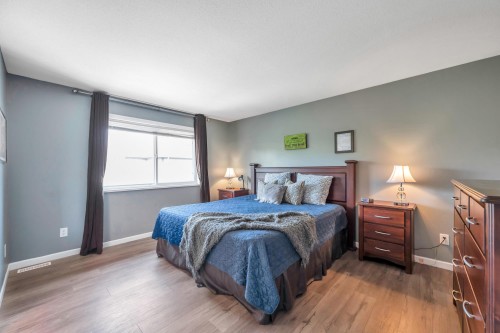 22765 126B Avenue, Maple Ridge, BC - Indoor Photo Showing Bedroom