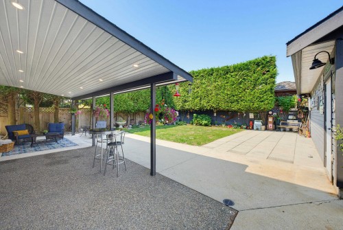 22765 126B Avenue, Maple Ridge, BC - Outdoor With Exterior