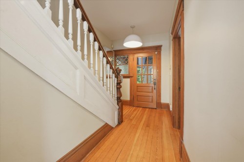 647 Prior Street, Vancouver, BC - Indoor Photo Showing Other Room