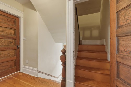 647 Prior Street, Vancouver, BC - Indoor Photo Showing Other Room