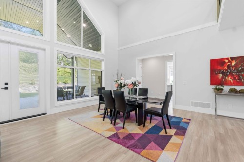 27107 River Road, Maple Ridge, BC - Indoor Photo Showing Dining Room