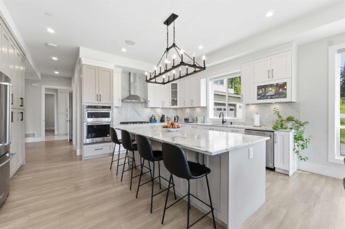 27107 River Road, Maple Ridge, BC - Indoor Photo Showing Kitchen With Upgraded Kitchen