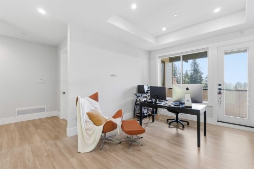 27107 River Road, Maple Ridge, BC - Indoor Photo Showing Office
