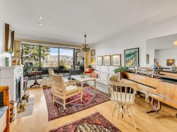 201-1024 7th Avenue W Vancouver, BC V6H 1B3