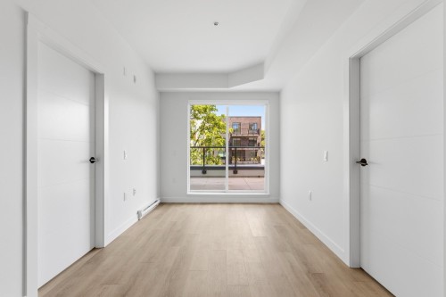 403-2268 Broadway E, Vancouver, BC - Indoor Photo Showing Other Room