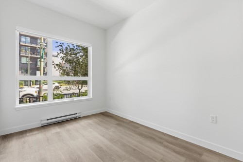 102-2268 Broadway E, Vancouver, BC - Indoor Photo Showing Other Room