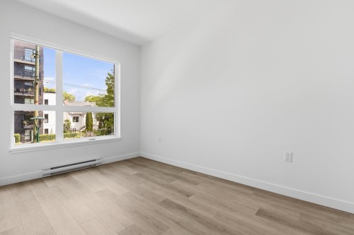 203-2268 Broadway E, Vancouver, BC - Indoor Photo Showing Other Room