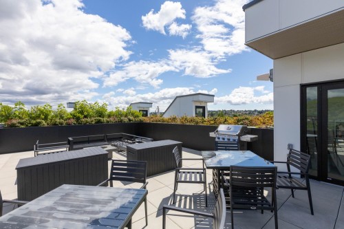 302-2268 Broadway E, Vancouver, BC - Outdoor With Deck Patio Veranda