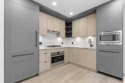 507-2268 Broadway E Vancouver, BC V5N 0L2