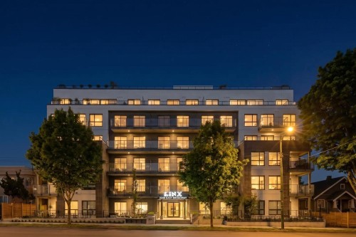 404-2268 Broadway E, Vancouver, BC - Outdoor With Facade